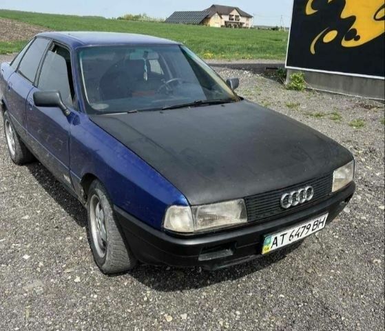 Синий Ауди 80, объемом двигателя 1.8 л и пробегом 400 тыс. км за 866 $, фото 1 на Automoto.ua