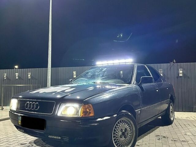 Синій Ауді 80, об'ємом двигуна 1.78 л та пробігом 366 тис. км за 1100 $, фото 1 на Automoto.ua