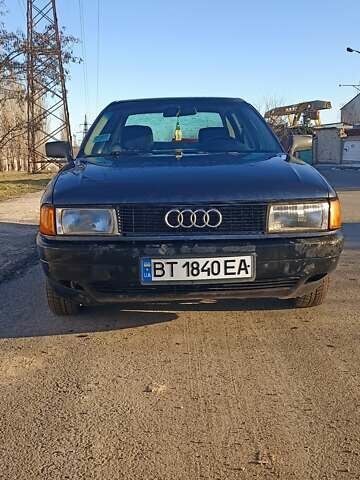 Синий Ауди 80, объемом двигателя 1.8 л и пробегом 300 тыс. км за 1750 $, фото 1 на Automoto.ua
