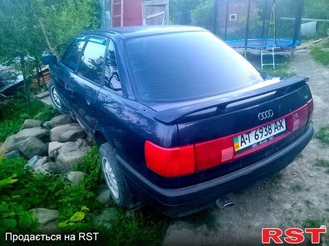 Синій Ауді 80, об'ємом двигуна 1.8 л та пробігом 250 тис. км за 1000 $, фото 1 на Automoto.ua