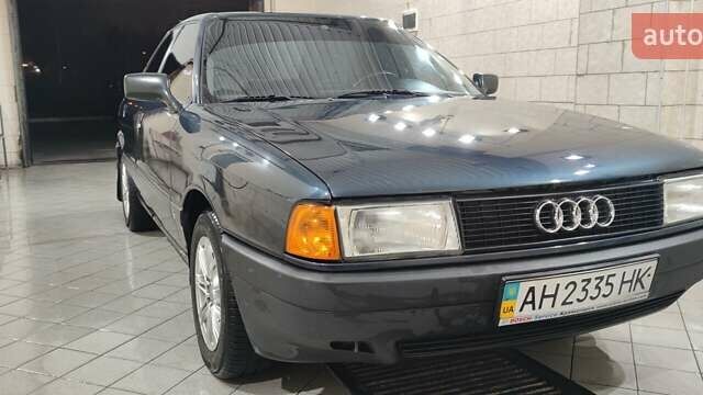 Синий Ауди 80, объемом двигателя 1.8 л и пробегом 320 тыс. км за 2000 $, фото 1 на Automoto.ua