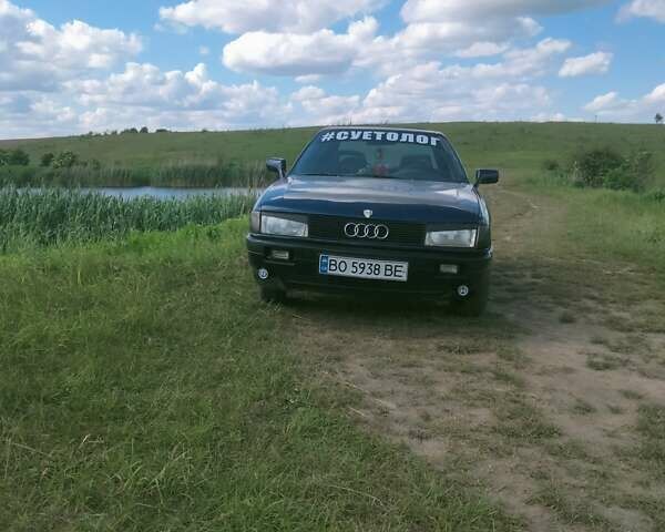 Синий Ауди 80, объемом двигателя 1.78 л и пробегом 300 тыс. км за 2400 $, фото 1 на Automoto.ua