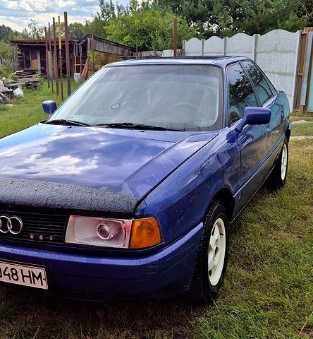 Синий Ауди 80, объемом двигателя 1.8 л и пробегом 0 тыс. км за 2000 $, фото 1 на Automoto.ua