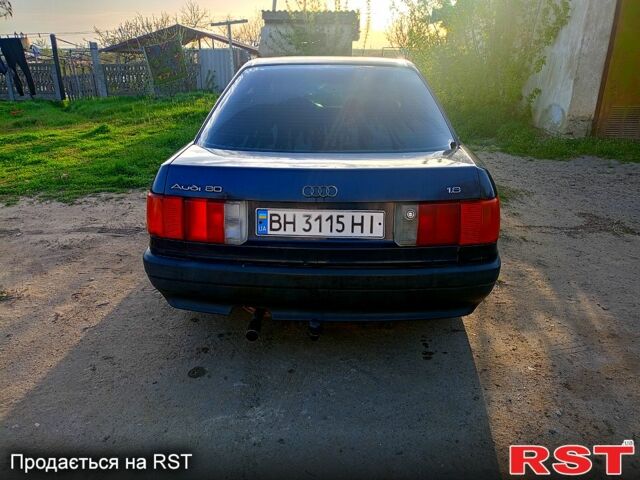Синий Ауди 80, объемом двигателя 1.8 л и пробегом 430 тыс. км за 1700 $, фото 1 на Automoto.ua
