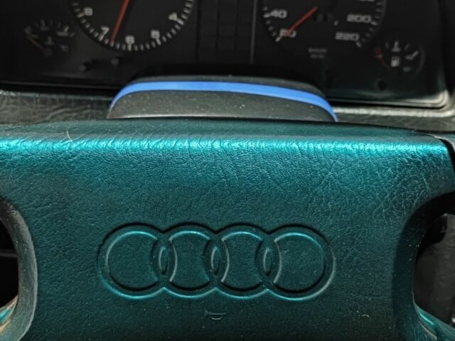 Синий Ауди 80, объемом двигателя 1.8 л и пробегом 29 тыс. км за 2000 $, фото 1 на Automoto.ua
