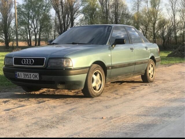 Синий Ауди 80, объемом двигателя 1.8 л и пробегом 350 тыс. км за 2997 $, фото 1 на Automoto.ua