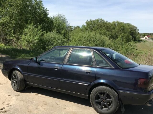 Синий Ауди 80, объемом двигателя 2 л и пробегом 284 тыс. км за 2400 $, фото 1 на Automoto.ua