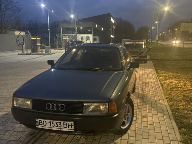 Зеленый Ауди 80, объемом двигателя 1.8 л и пробегом 350 тыс. км за 2700 $, фото 1 на Automoto.ua