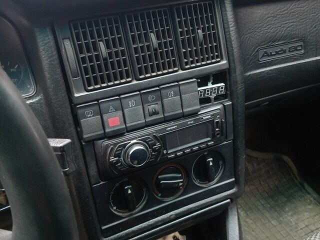 Зелений Ауді 80, об'ємом двигуна 1.8 л та пробігом 334 тис. км за 1300 $, фото 1 на Automoto.ua