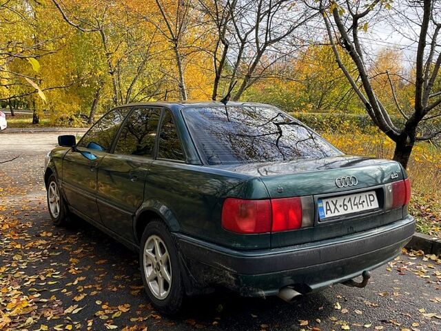 Зеленый Ауди 80, объемом двигателя 2 л и пробегом 300 тыс. км за 1850 $, фото 1 на Automoto.ua