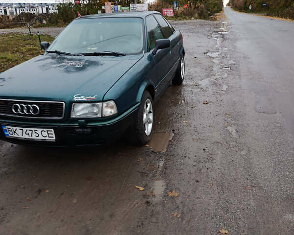 Зеленый Ауди 80, объемом двигателя 1.99 л и пробегом 300 тыс. км за 3750 $, фото 1 на Automoto.ua