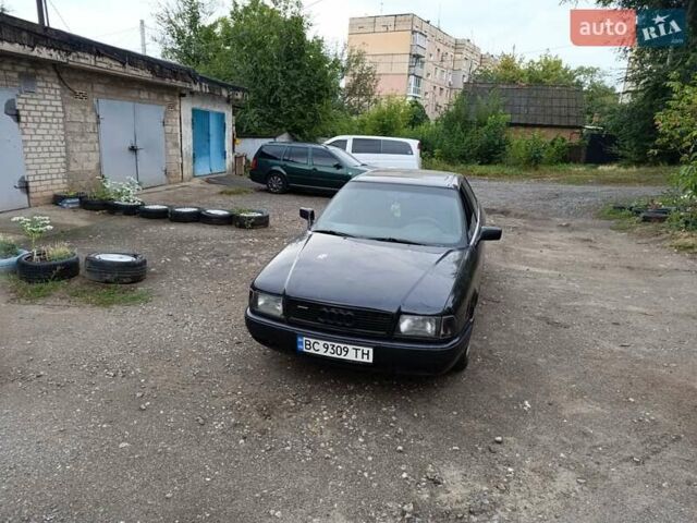 Черный Ауди 90, объемом двигателя 2.31 л и пробегом 300 тыс. км за 1600 $, фото 1 на Automoto.ua