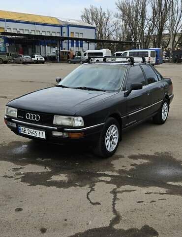 Черный Ауди 90, объемом двигателя 2.31 л и пробегом 450 тыс. км за 2699 $, фото 1 на Automoto.ua