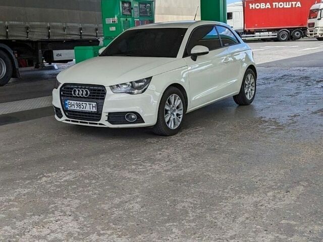 Білий Ауді А1, об'ємом двигуна 1.39 л та пробігом 143 тис. км за 7500 $, фото 1 на Automoto.ua