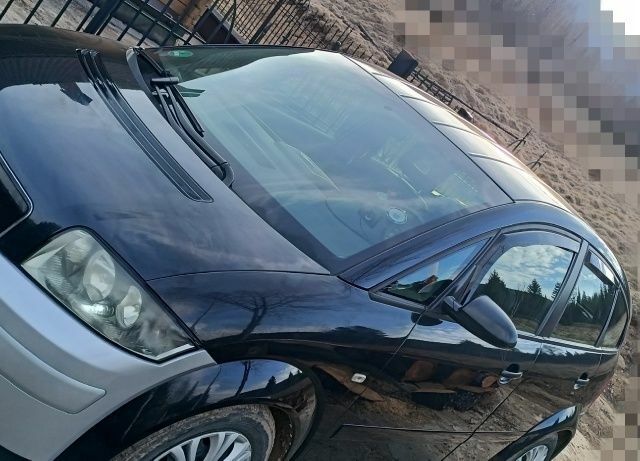 Черный Ауди А2, объемом двигателя 1.4 л и пробегом 250 тыс. км за 5300 $, фото 1 на Automoto.ua