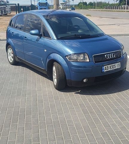 Синій Ауді A2, об'ємом двигуна 1.42 л та пробігом 241 тис. км за 5000 $, фото 1 на Automoto.ua