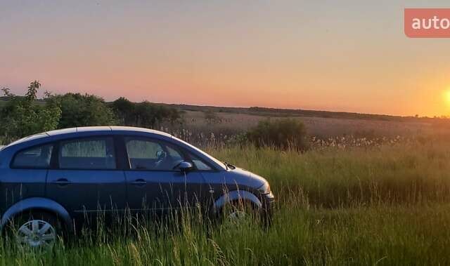 Синий Ауди А2, объемом двигателя 0 л и пробегом 390 тыс. км за 5200 $, фото 1 на Automoto.ua