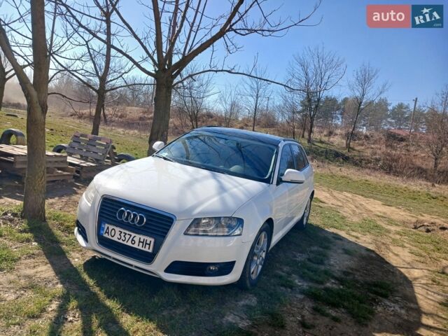 Білий Ауді А3, об'ємом двигуна 1.39 л та пробігом 200 тис. км за 7800 $, фото 1 на Automoto.ua