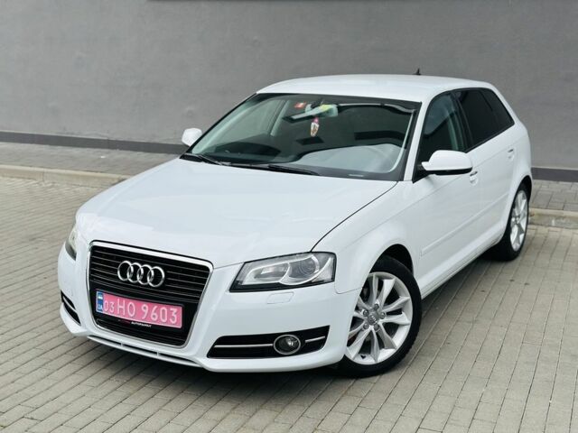 Белый Ауди А3, объемом двигателя 1.4 л и пробегом 203 тыс. км за 11500 $, фото 1 на Automoto.ua