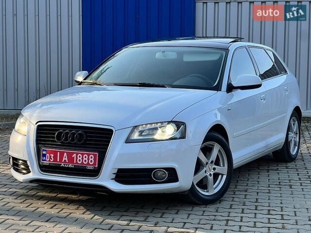 Белый Ауди А3, объемом двигателя 1.8 л и пробегом 215 тыс. км за 8500 $, фото 1 на Automoto.ua