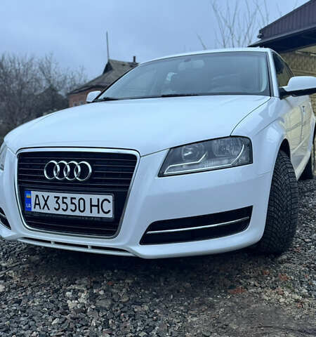 Білий Ауді А3, об'ємом двигуна 1.2 л та пробігом 140 тис. км за 9500 $, фото 1 на Automoto.ua