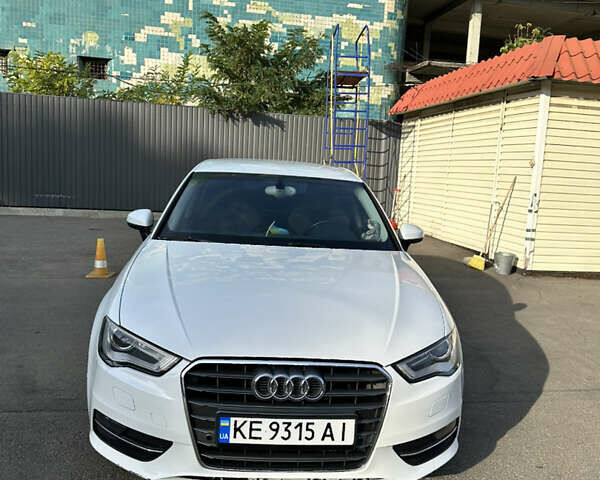 Белый Ауди А3, объемом двигателя 1.4 л и пробегом 168 тыс. км за 10500 $, фото 1 на Automoto.ua