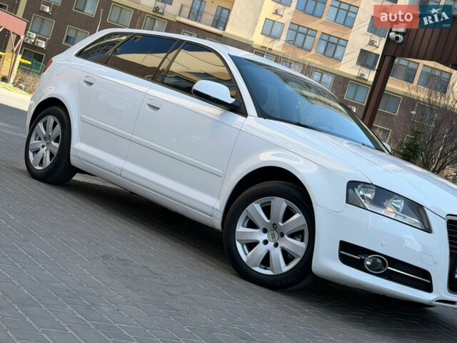 Білий Ауді А3, об'ємом двигуна 1.2 л та пробігом 133 тис. км за 9300 $, фото 1 на Automoto.ua