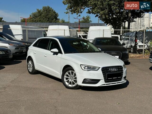 Білий Ауді А3, об'ємом двигуна 1.6 л та пробігом 115 тис. км за 15900 $, фото 1 на Automoto.ua