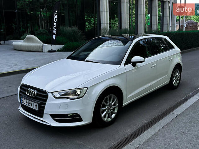 Белый Ауди А3, объемом двигателя 1.6 л и пробегом 130 тыс. км за 15500 $, фото 1 на Automoto.ua