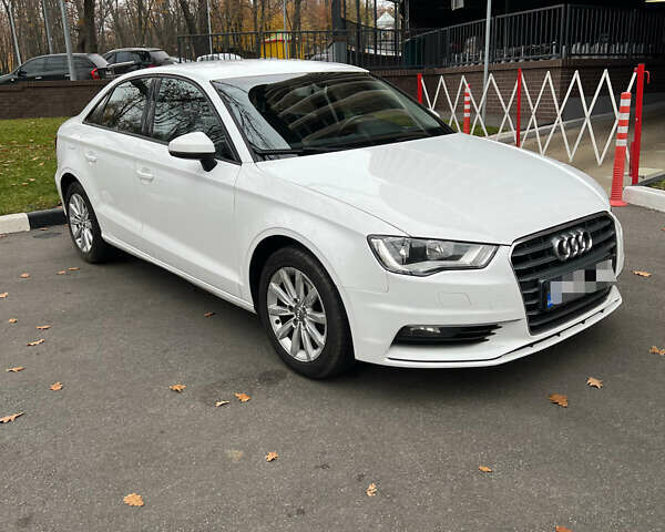 Белый Ауди А3, объемом двигателя 1.6 л и пробегом 182 тыс. км за 14500 $, фото 1 на Automoto.ua