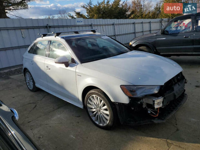Білий Ауді А3, об'ємом двигуна 1.4 л та пробігом 92 тис. км за 12500 $, фото 1 на Automoto.ua