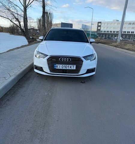 Белый Ауди А3, объемом двигателя 1.4 л и пробегом 180 тыс. км за 17000 $, фото 1 на Automoto.ua