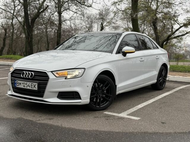 Білий Ауді А3, об'ємом двигуна 1.8 л та пробігом 150 тис. км за 11800 $, фото 1 на Automoto.ua