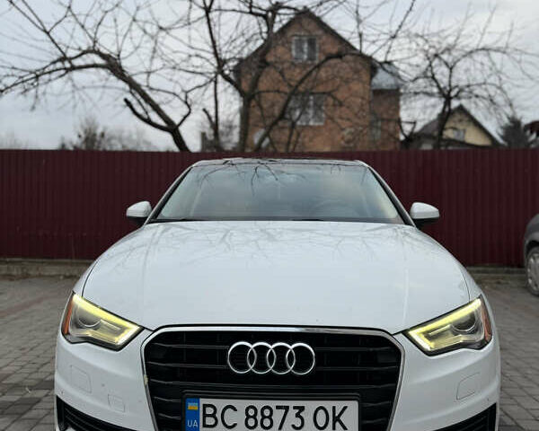 Білий Ауді А3, об'ємом двигуна 1.8 л та пробігом 229 тис. км за 13500 $, фото 1 на Automoto.ua