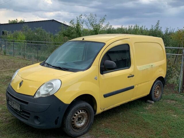 Белый Ауди А3, объемом двигателя 2 л и пробегом 109 тыс. км за 3411 $, фото 1 на Automoto.ua