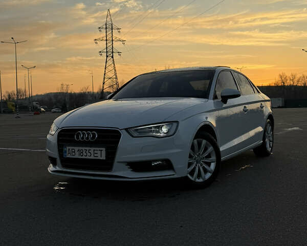 Белый Ауди А3, объемом двигателя 1.6 л и пробегом 245 тыс. км за 13500 $, фото 1 на Automoto.ua