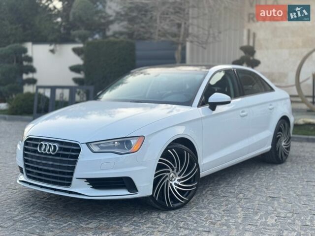 Білий Ауді А3, об'ємом двигуна 1.8 л та пробігом 160 тис. км за 12550 $, фото 1 на Automoto.ua