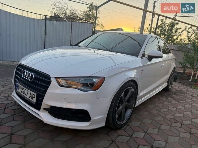 Белый Ауди А3, объемом двигателя 1.8 л и пробегом 177 тыс. км за 13500 $, фото 1 на Automoto.ua