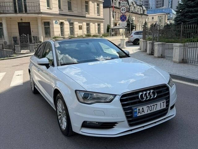 Белый Ауди А3, объемом двигателя 2 л и пробегом 154 тыс. км за 16500 $, фото 1 на Automoto.ua
