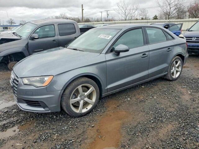 Білий Ауді А3, об'ємом двигуна 2 л та пробігом 75 тис. км за 1500 $, фото 1 на Automoto.ua