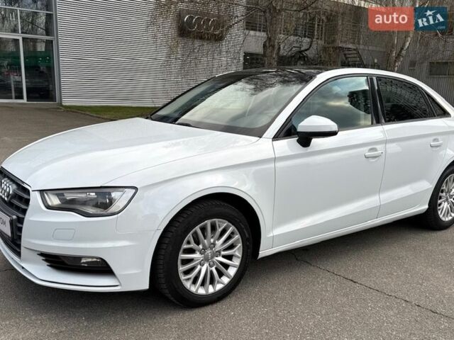 Белый Ауди А3, объемом двигателя 2 л и пробегом 216 тыс. км за 13500 $, фото 1 на Automoto.ua