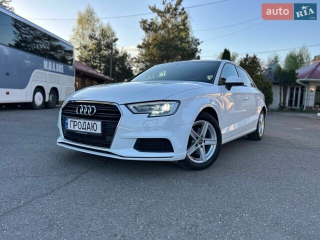 Белый Ауди А3, объемом двигателя 1.6 л и пробегом 220 тыс. км за 15999 $, фото 1 на Automoto.ua