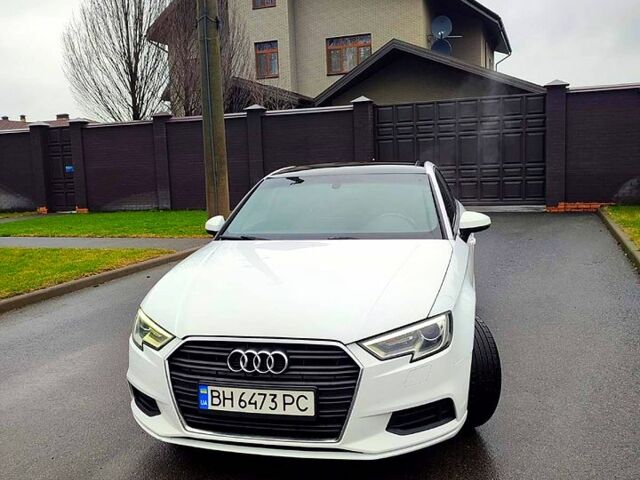 Белый Ауди А3, объемом двигателя 2 л и пробегом 159 тыс. км за 14300 $, фото 1 на Automoto.ua