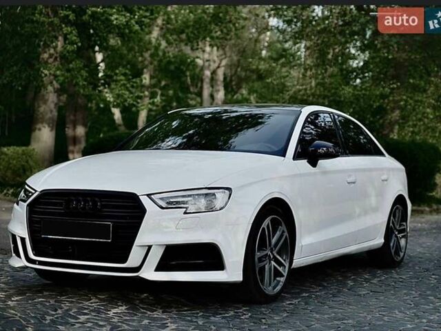 Белый Ауди А3, объемом двигателя 1.98 л и пробегом 147 тыс. км за 15500 $, фото 1 на Automoto.ua