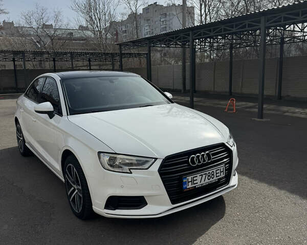 Белый Ауди А3, объемом двигателя 1.98 л и пробегом 80 тыс. км за 24000 $, фото 1 на Automoto.ua