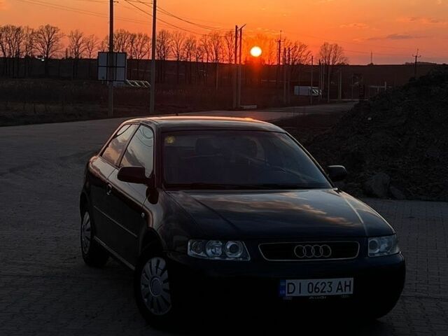 Чорний Ауді А3, об'ємом двигуна 1.6 л та пробігом 364 тис. км за 3499 $, фото 1 на Automoto.ua