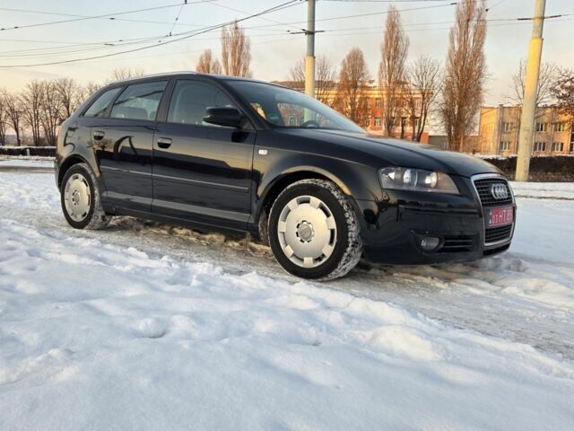 Черный Ауди А3, объемом двигателя 2 л и пробегом 230 тыс. км за 7500 $, фото 1 на Automoto.ua