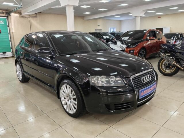 Черный Ауди А3, объемом двигателя 1.6 л и пробегом 250 тыс. км за 5517 $, фото 1 на Automoto.ua