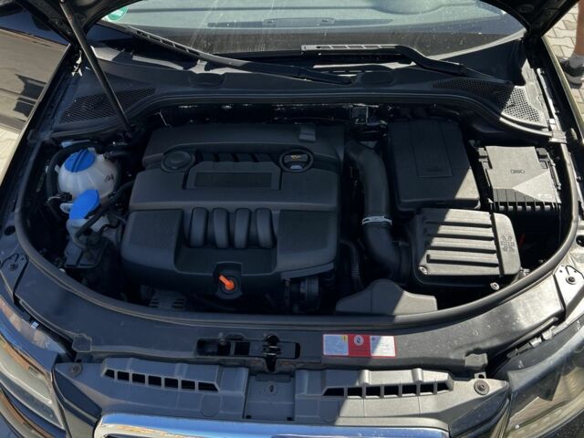 Черный Ауди А3, объемом двигателя 1.6 л и пробегом 241 тыс. км за 8000 $, фото 1 на Automoto.ua