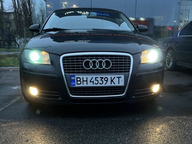 Черный Ауди А3, объемом двигателя 1.6 л и пробегом 315 тыс. км за 5500 $, фото 1 на Automoto.ua